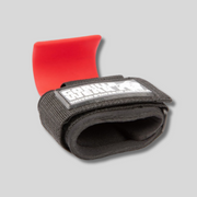 GORILLA WEAR Стоманени куки с накитник Weight Lifting Hooks Black/Red - GetMorePower.bg